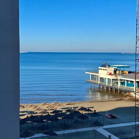 Apartment Rei Beachfront Durres