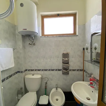 Rei Beachfront * Durres