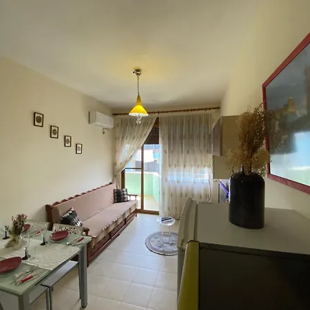 Apartment Rei Beachfront Durres